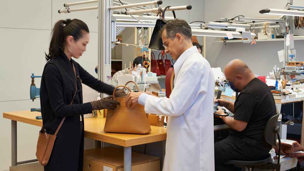 Hermès Hilton After Sales