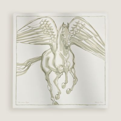 “自由飞马”90方巾