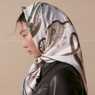 Stately Wheels scarf 90