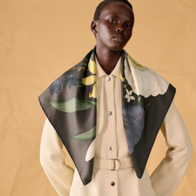 “永生花束”90方巾