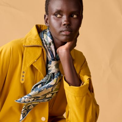 “于月神之怀”90方巾