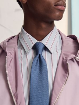 “H 24提花”领带, 视图: 图片：产品佩戴, worn, 当前为第2张（共2张）