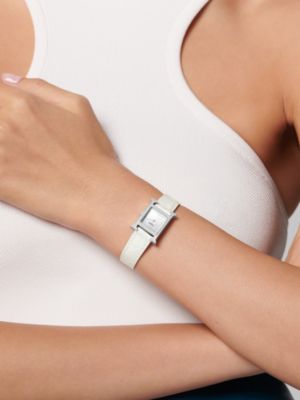 Heure H腕表，迷你号，21毫米, 视图: 图片：产品佩戴, worn, 当前为第2张（共4张）