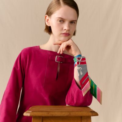 “马嚼锁环衬衫”Twilly小丝巾