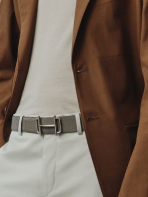 Royal belt buckle & Reversible leather strap 38&nbsp;mm, View: Worn, worn, view 3 of 4