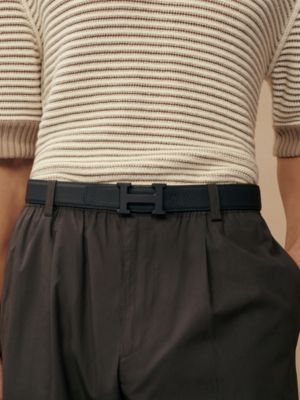 H belt buckle & Reversible leather strap 32&nbsp;mm, View: Worn, worn, view 3 of 3