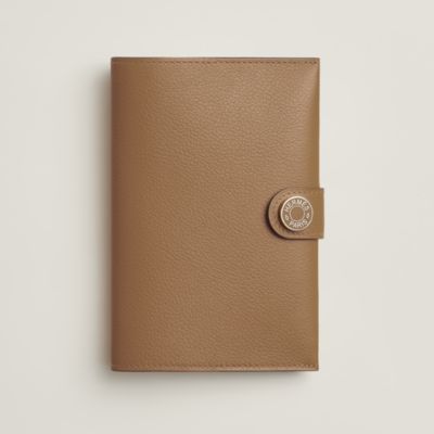 HERMES マルチケース　HERMES passport case R.M.S passport holder - Orange | Hermès USA