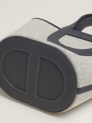 Hermès In-the-Loop 18手提包, 视图: 仰视图, below, 当前为第5张（共6张）