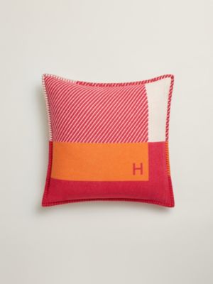 H Riviera pillow, View: Back, back, view 3 of 4