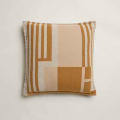 HERMES (エルメス) Ithaque Pillow イターク クッション ベージュ 