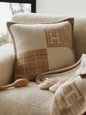 Avalon Cabriole pillow, View: front, front, view 4 of 4