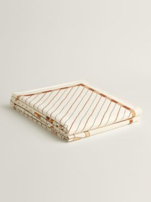 Cheval au Faubourg blanket, View: Folded, folded, view 5 of 5