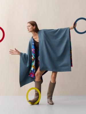 Reversible cape