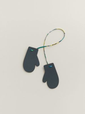 Mittens charm, View: front, front, view 5 of 5
