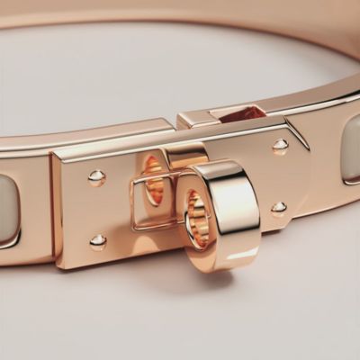 View: video, Mini Clic Kelly bracelet