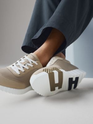 Bouncing sneaker, View: Worn, worn, view 2 of 6