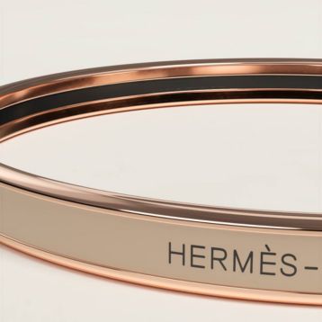 【やさしい光が手元を包む】HERMES ブレスレット Uni マロン 入荷】夏にぴったり！エルメスのエナメルブレスレット 《ユニ