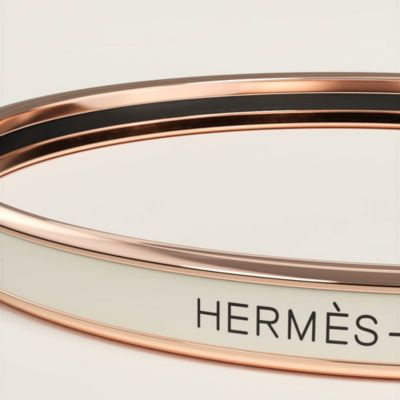 View: video, Uni bangle