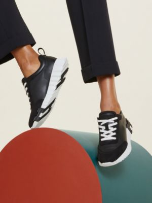 Bouncing sneaker, View: Worn, worn, view 2 of 6
