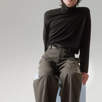 エルメス HERMES トップス