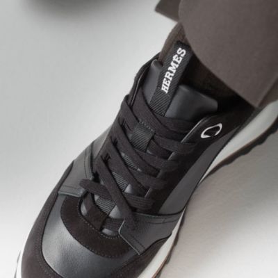 View: video, Leader sneaker