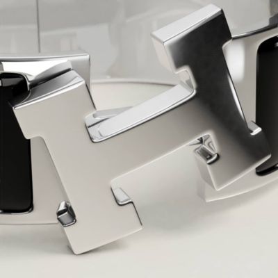 View: video, Clic Clac H bracelet