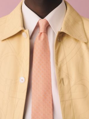 H Gothique领带, 视图: 图片：产品佩戴, worn, 当前为第2张（共2张）