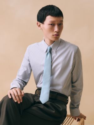 H Coccinelle领带, 视图: 图片：产品佩戴, worn, 当前为第3张（共4张）