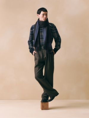 H Passant scarf, View: Worn, worn, view 2 of 6