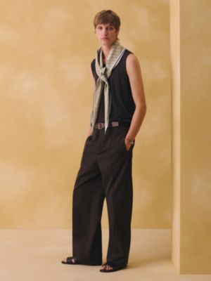 菱形巾, 视图: 图片：产品佩戴, worn, 当前为第2张（共3张）