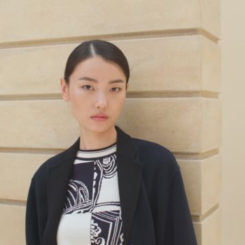 【上品で可愛らしさもある】HERMES★Schal College Supple cashmere coat | Hermès Mainland China