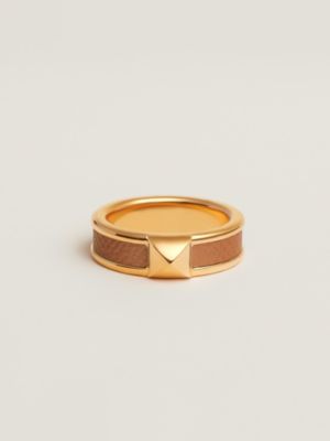 Athena simple stud ring