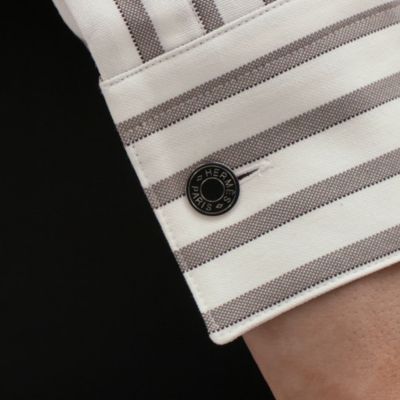 View: video, "Rayures surlignees" straight cut shirt