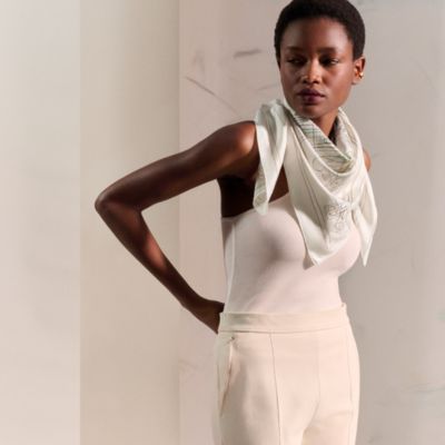 “马鞍腹带藏书章”90刺绣方巾