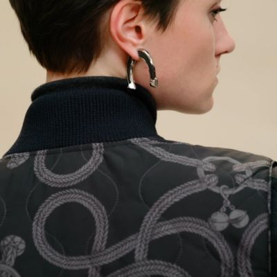 View: video, "Palefroi Remix" reversible long vest