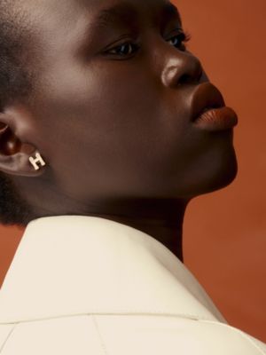 Mini Pop H耳环, 视图: 图片：产品佩戴, worn, 当前为第2张（共2张）