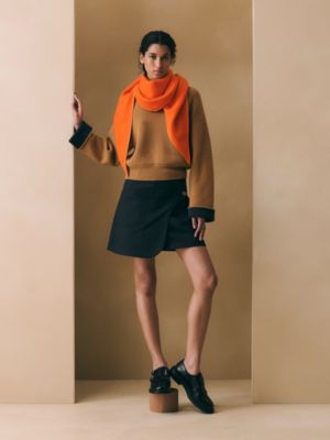 “醒目H”菱形巾, 视图: 图片：产品佩戴, worn, 当前为第2张（共3张）