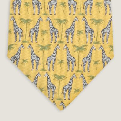 Giraffes tie