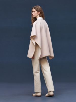 腰带和皮革细节山羊绒斗篷, 视图: 图片：产品佩戴, worn, 当前为第4张（共9张）