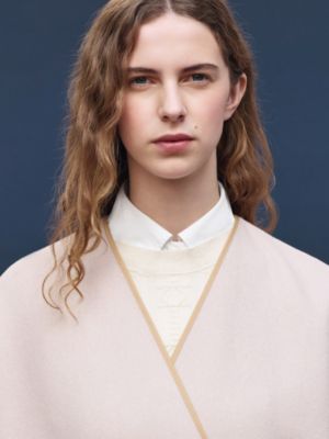 腰带和皮革细节山羊绒斗篷, 视图: 图片：产品佩戴, worn, 当前为第6张（共9张）