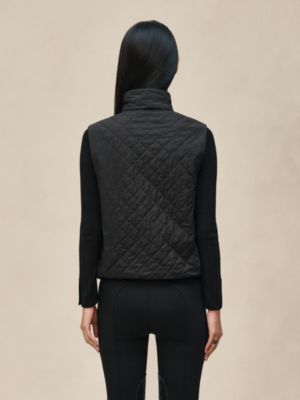绗缝无袖夹克, 视图: 图片：产品佩戴, worn, 当前为第4张（共7张）