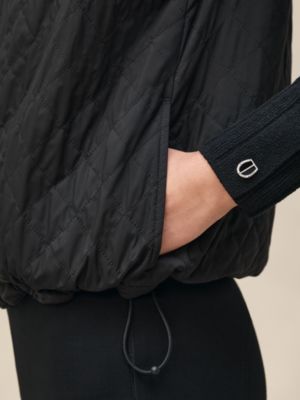 绗缝无袖夹克, 视图: 图片：产品佩戴, worn, 当前为第6张（共7张）