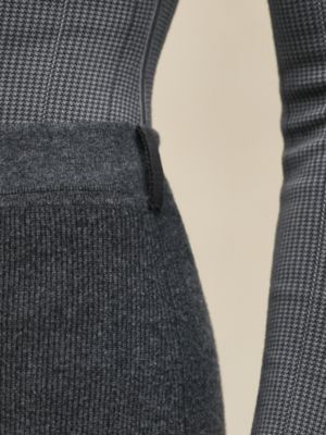 山羊绒紧身裤, 视图: 图片：产品佩戴, worn, 当前为第4张（共6张）