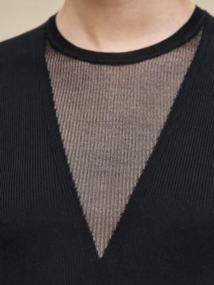 山羊绒短袖套头衫, 视图: 图片：产品佩戴, worn, 当前为第5张（共5张）