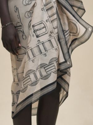 "Cahier du Colporteur" maxi pareo, View: Worn, worn, view 4 of 4