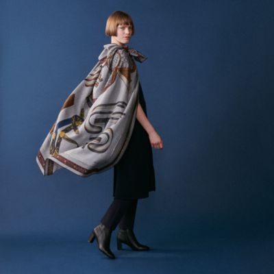 “马术密匙”140披肩