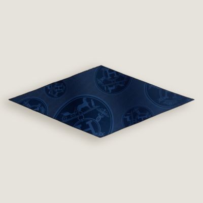 “新藏书章”菱形巾