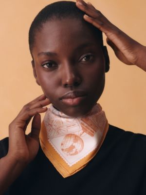 Le Philateliste du Faubourg Detail scarf 45, View: Worn, worn, view 2 of 3
