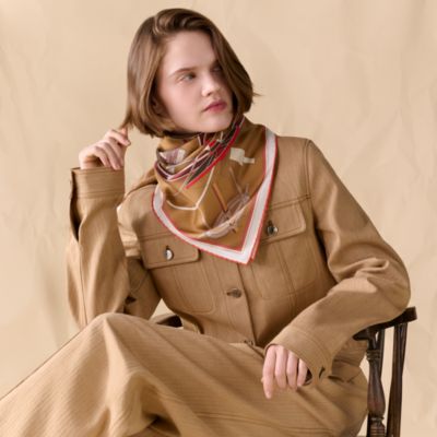 “小型马车”90双面方巾