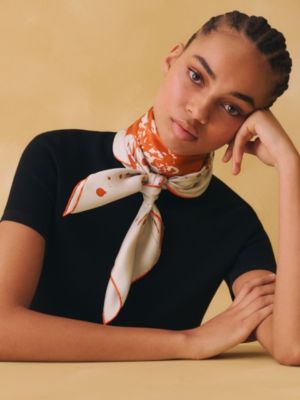 Cheval Surprise double face scarf 90, View: Worn, worn, view 2 of 6